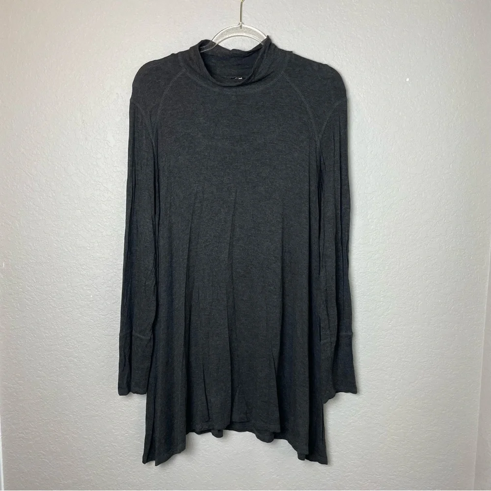 Cable & Gauge Dark Gray Long Sleeve Women's Mock-neck Tunic Size L